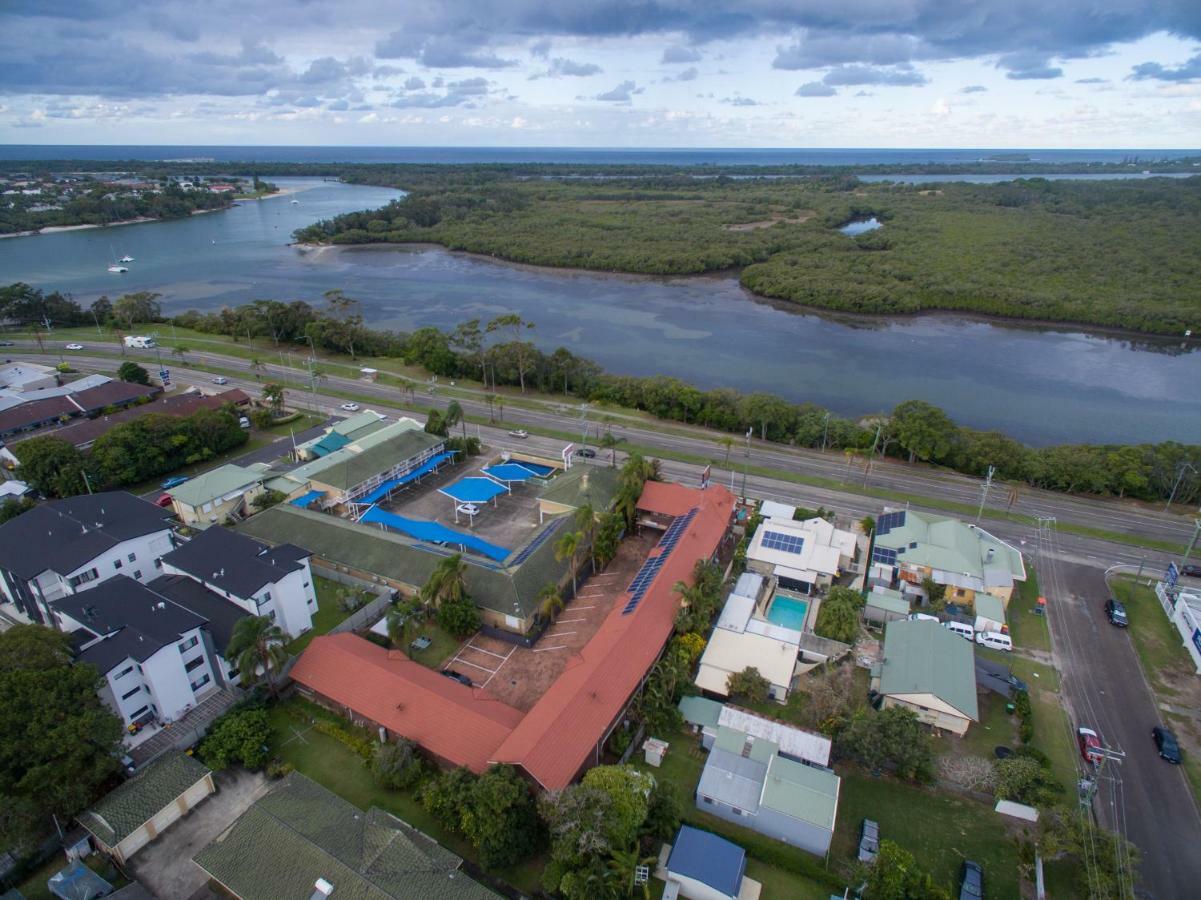 City Lights Motel Твид-Хедс Экстерьер фото
